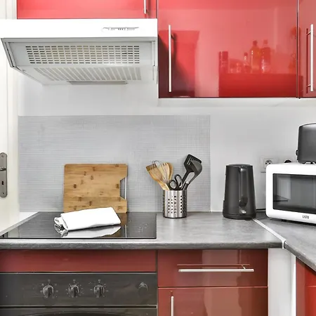 Au Nid Des Remparts à *